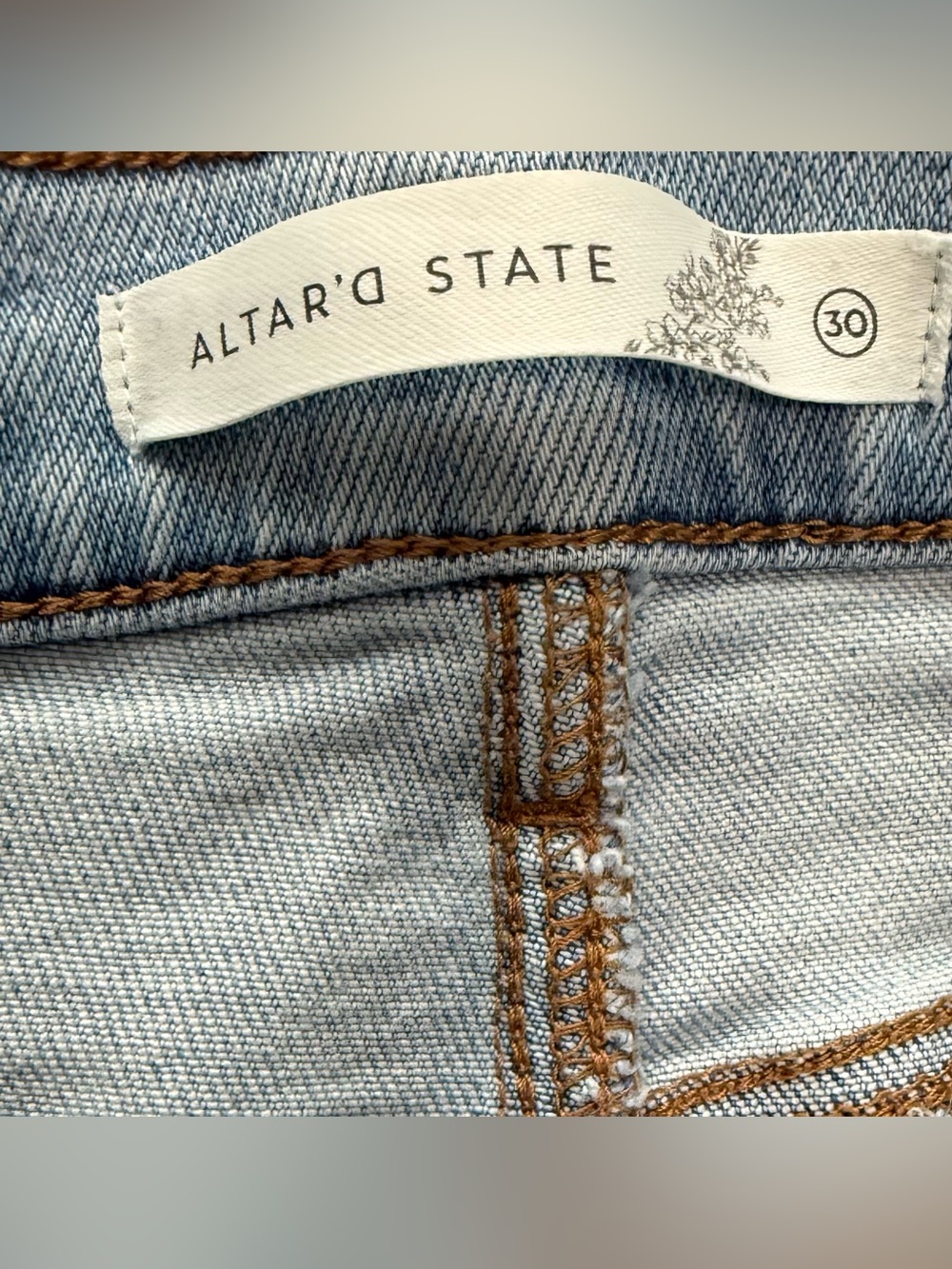 Altar'd State Hidden LA Baggy Wide Leg Jeans - Light Wash - Picture 5 of 12